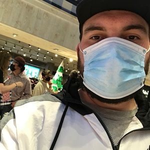 Meet your Posher, Robert